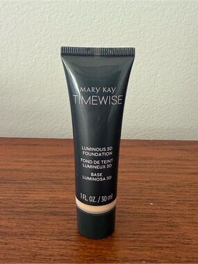 Mary Kay TimeWise Luminous 3D Foundation - Ivory/Ivoire W 100